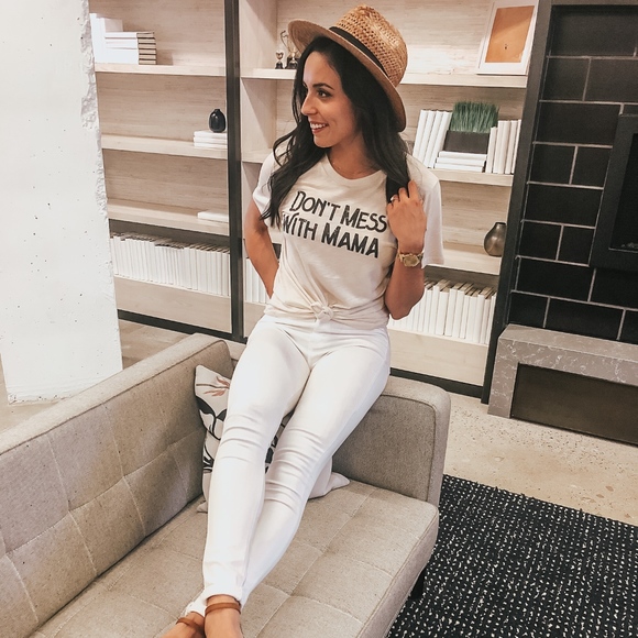 Don’t Mess With Mama Tee - Picture 3 of 4